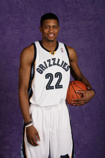 半场战报 半场战报